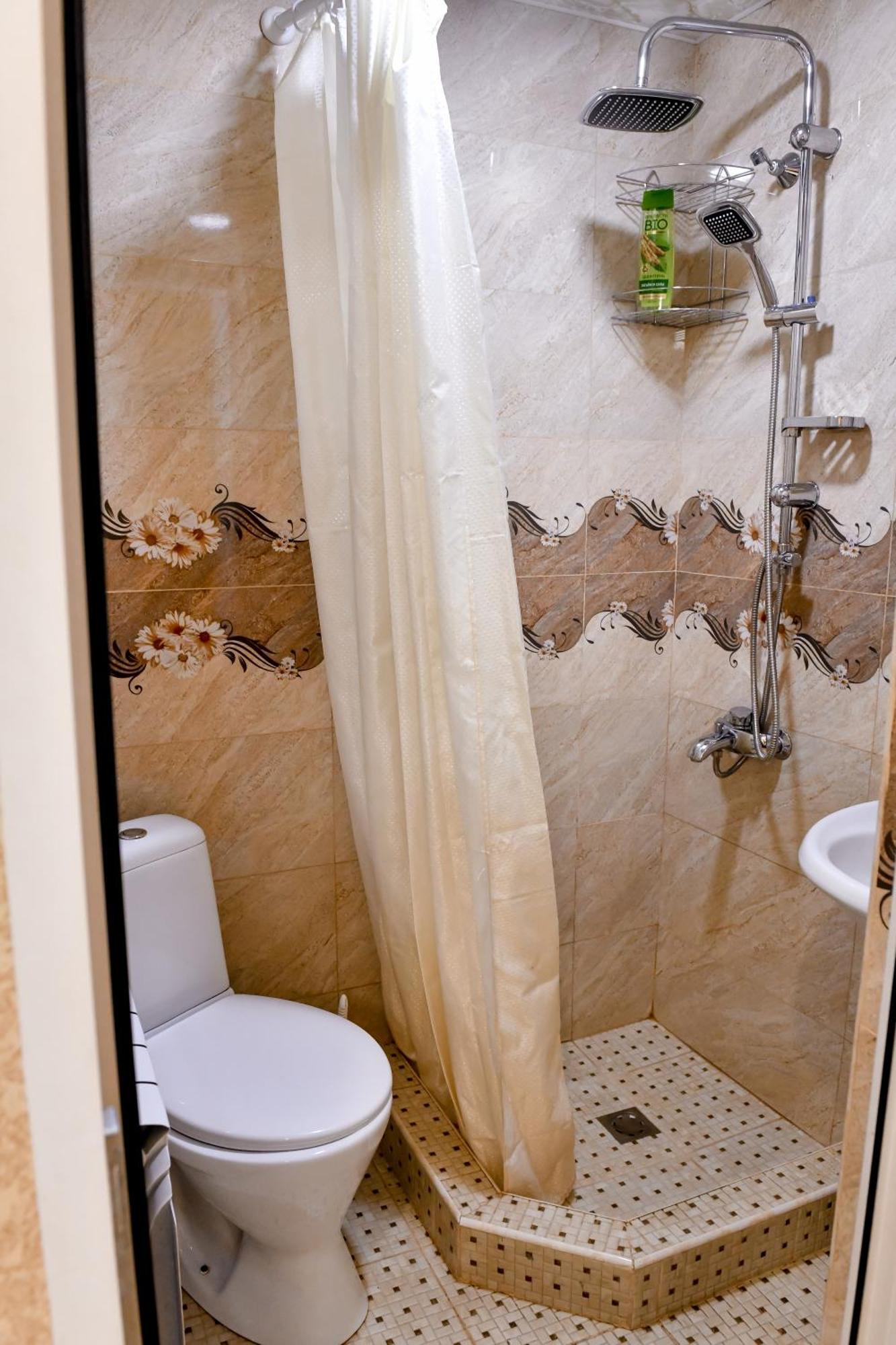 Guest House David'S B&B Giumri Zewnętrze zdjęcie